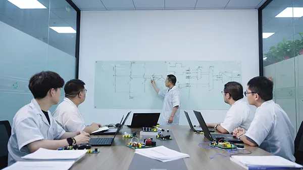 บริการและการสนับสนุน